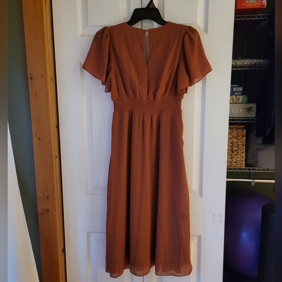 Baltic Born Sarah Smocked Midi Dress - Picture 4 of 7